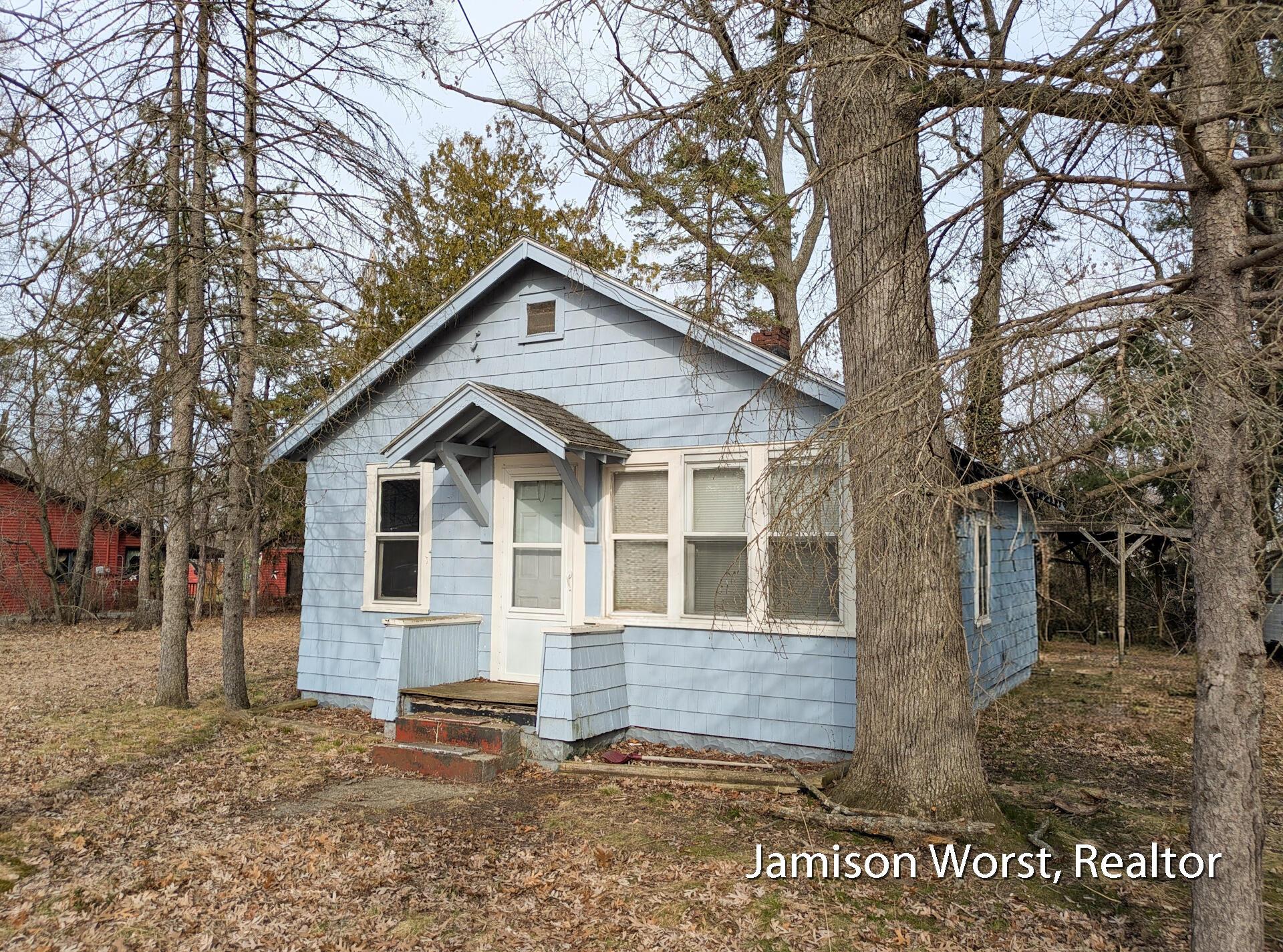 Image 2: 48 S Kenwood-10