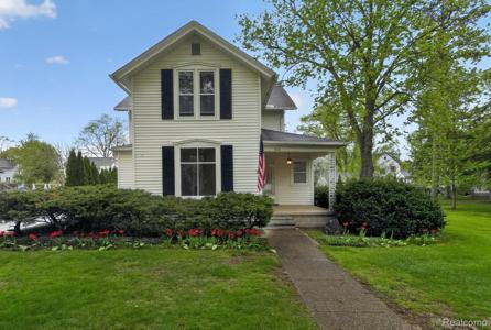 516 W Washington Street