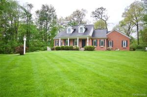 2043 BLACKBERRY Lane