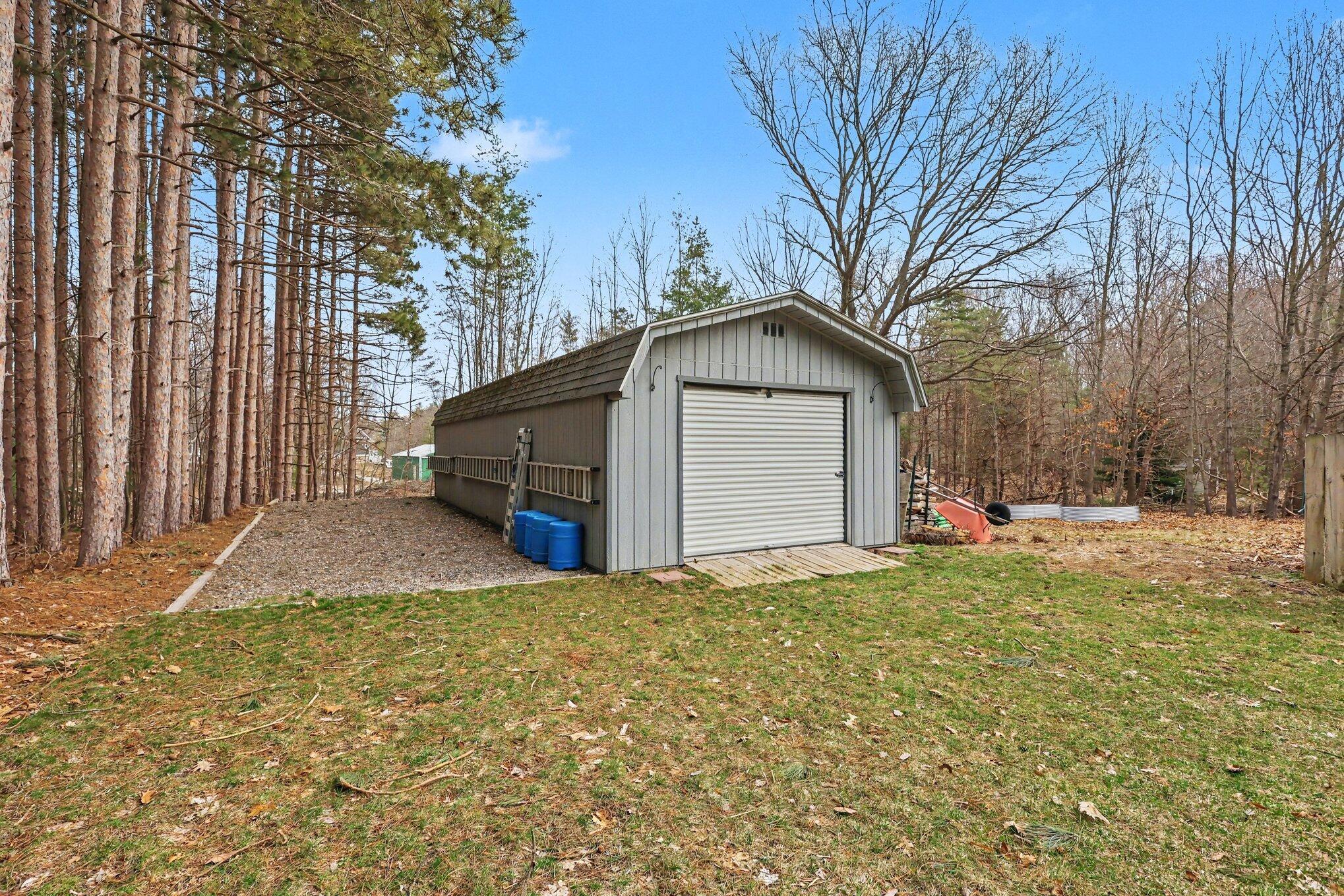 Image 3: 004_file_2972