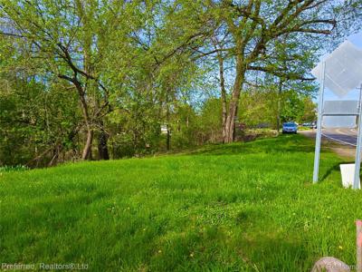 9691 Elizabeth Lake Road