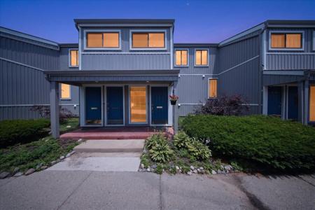 9579 Harbour Cove Court