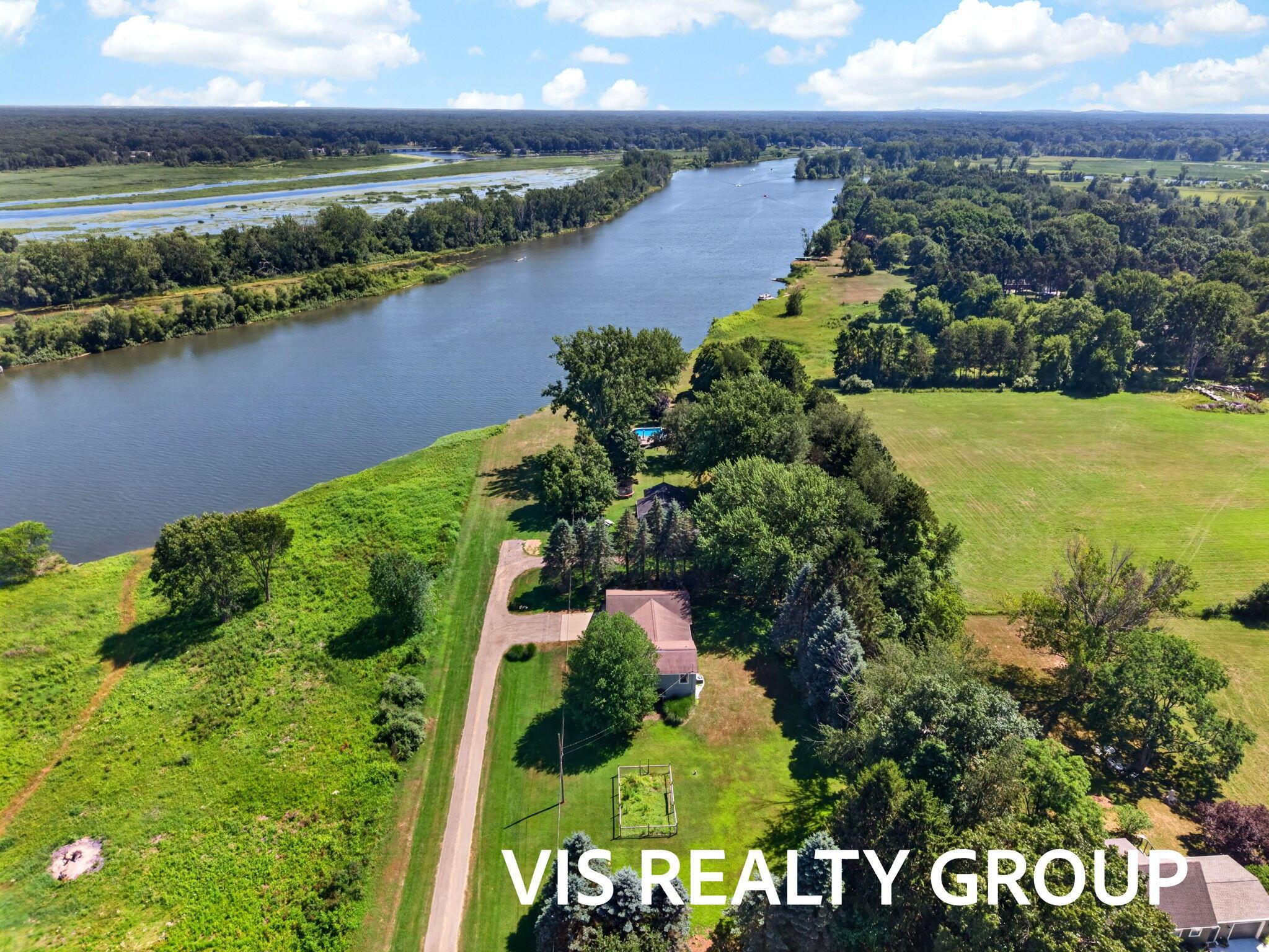 Image 3: 55-web-or-mls-DJI_20260713160137_0178_D