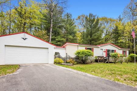 11748 NE Franklin Street