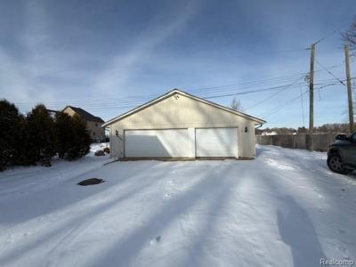 4390 Cass Elizabeth Road