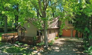3739 ALCOTT