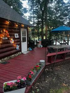 9013 S Three Lakes Lane