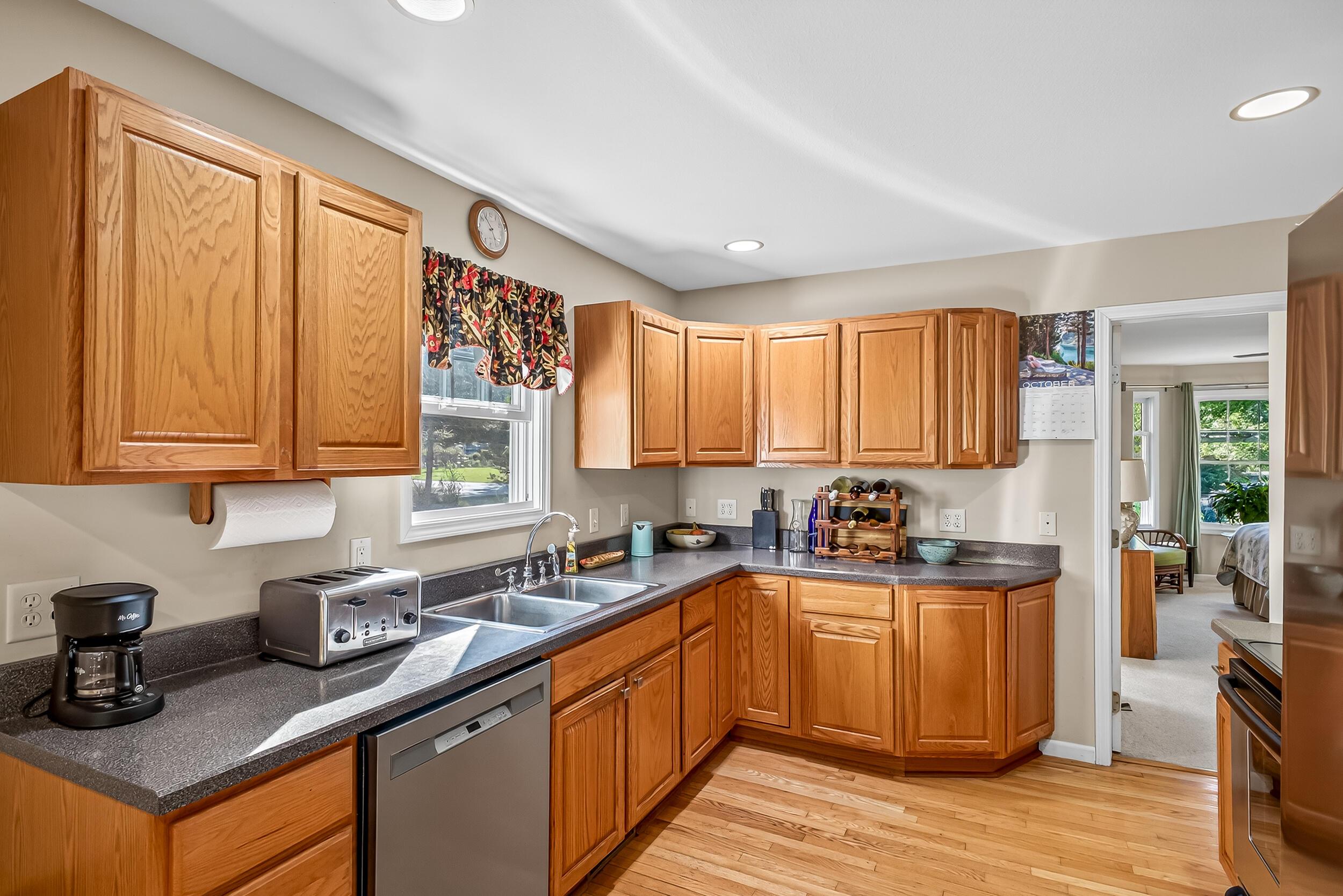 Image 4: 23_6520 indian point-22