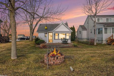 5222 South Channel Drive