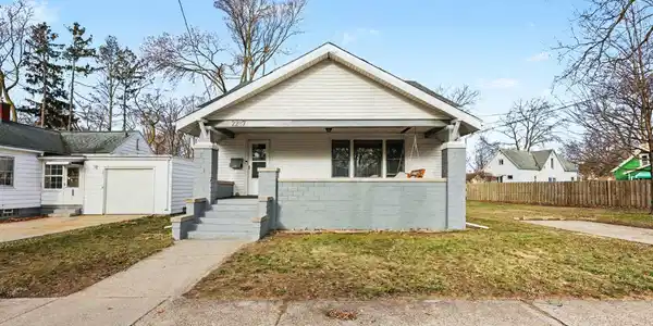 2287 Torrent Street