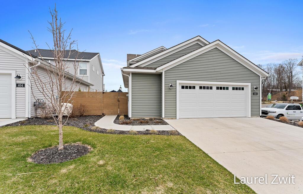 Image 4: 406LelandDr-5LoRes