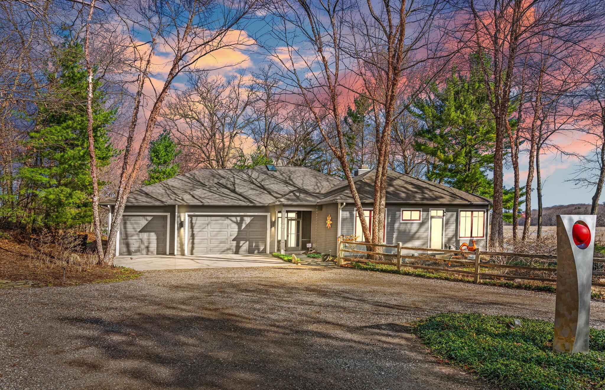 Image 1: 2-web-or-mls-A7406264_VT