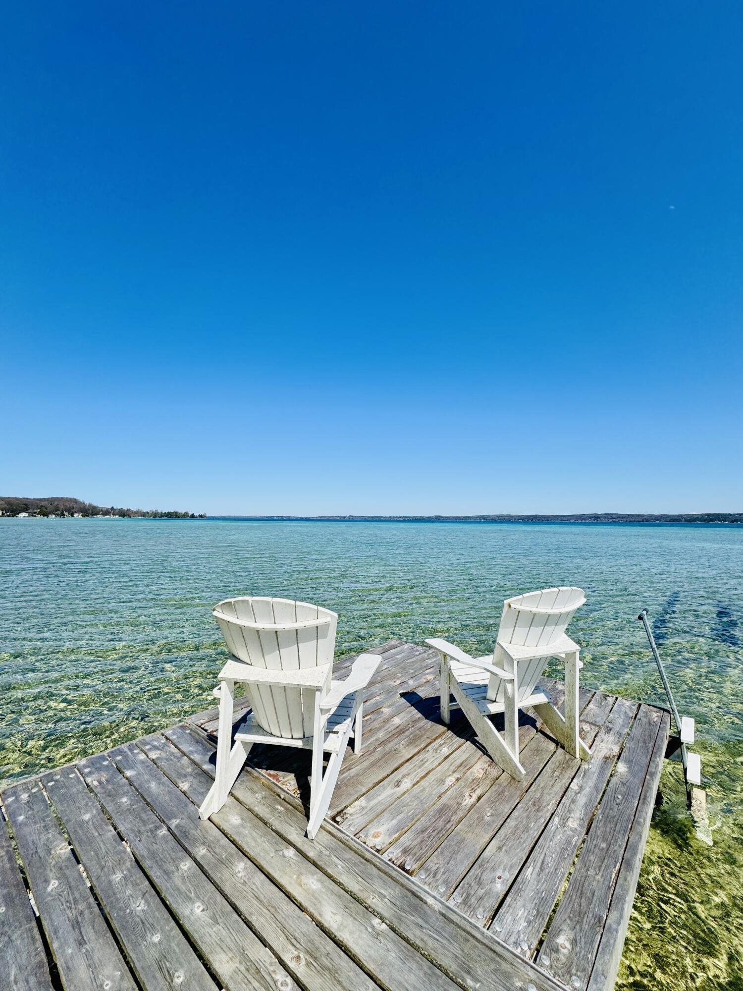 Image 4: Dock