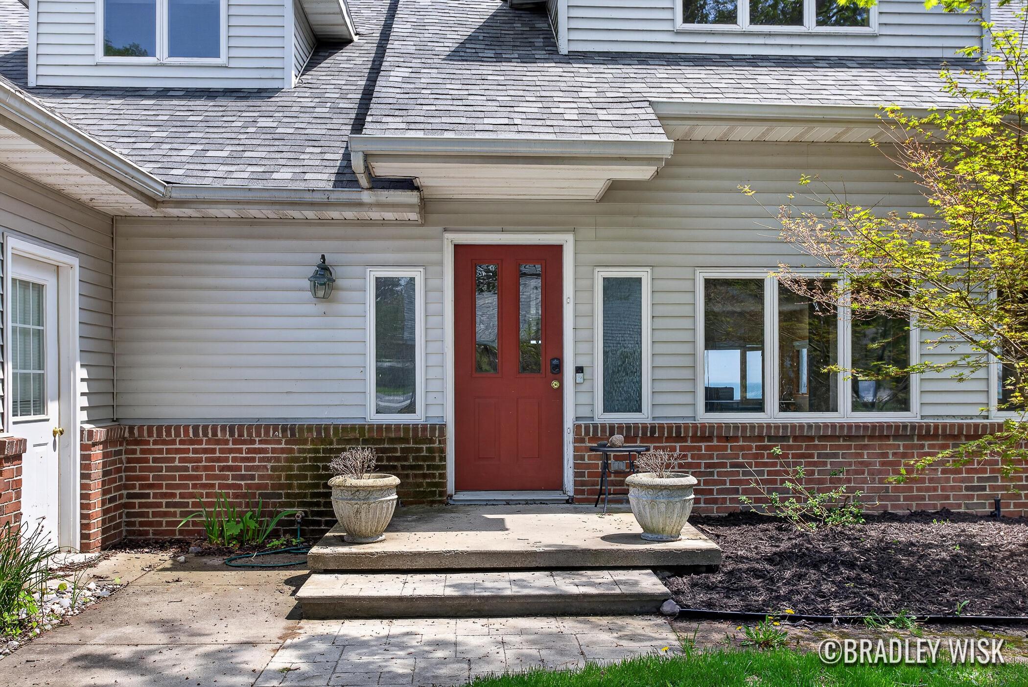 Image 4: 203 S Lake St_34