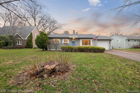341 Rustic Circle