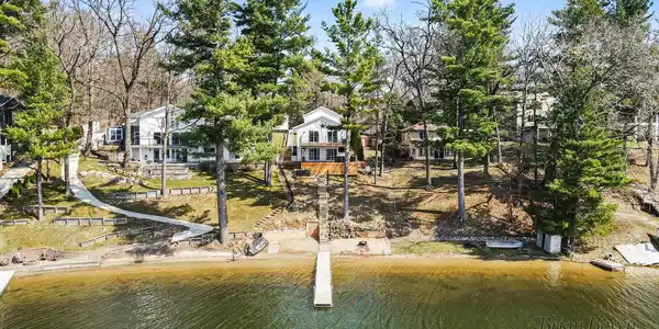 7485 Ravine Drive