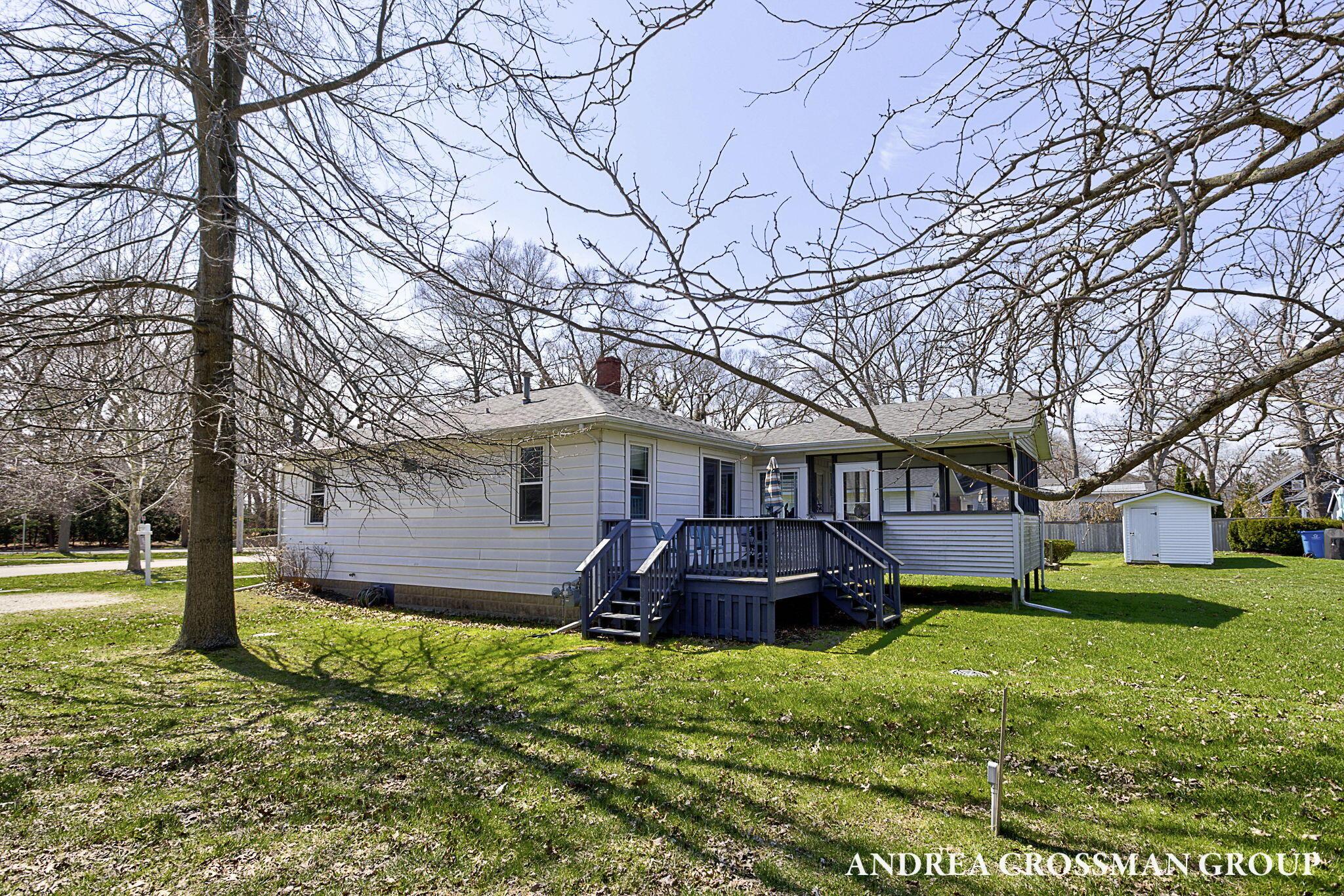 Image 4: 51-web-or-mls-658-allegan-st