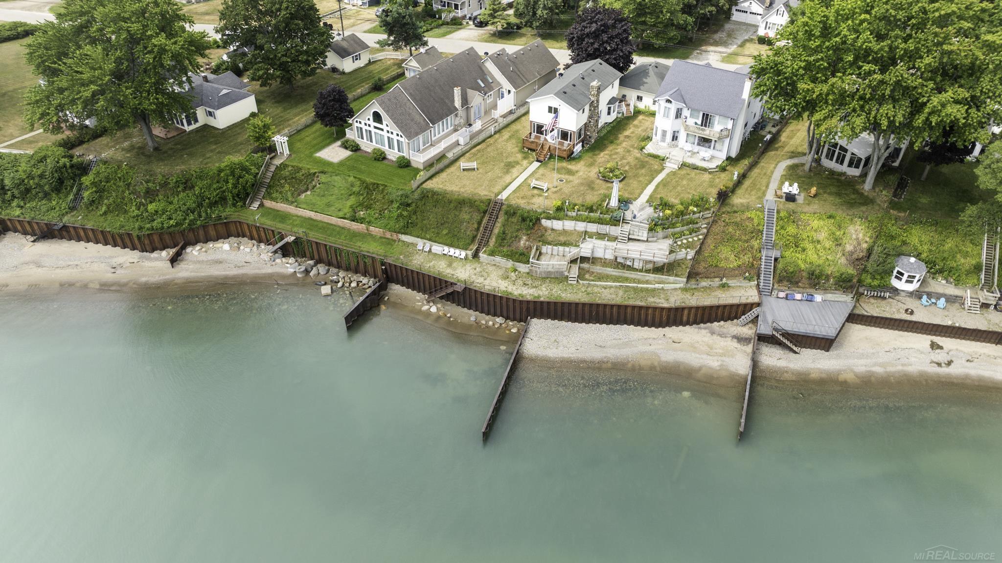 Image 4: Birch Beach Sub