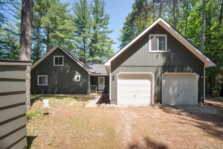 6954 AARWOOD Trail