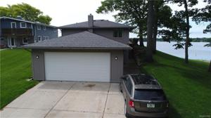 3200 LAKEVIEW Drive