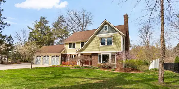 18886 Greenwood Court
