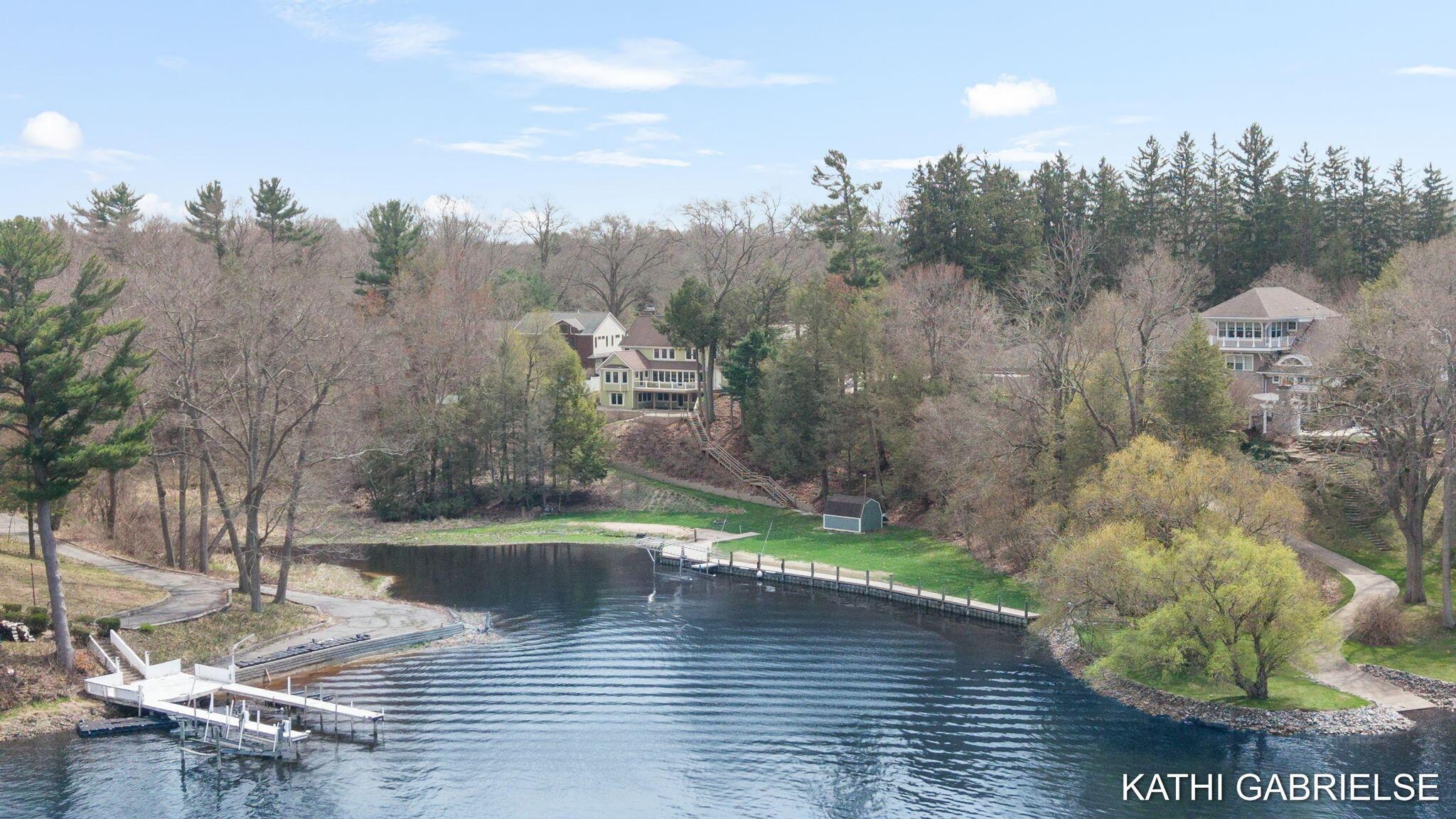 Image 4: 35-web-or-mls-18886-greenwood-ct