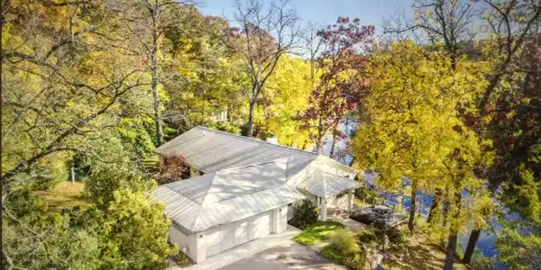 2510 Thornapple River Drive