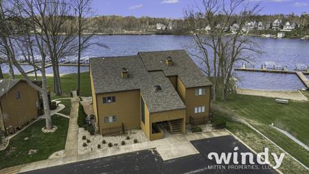 5576 N Watervliet Road
