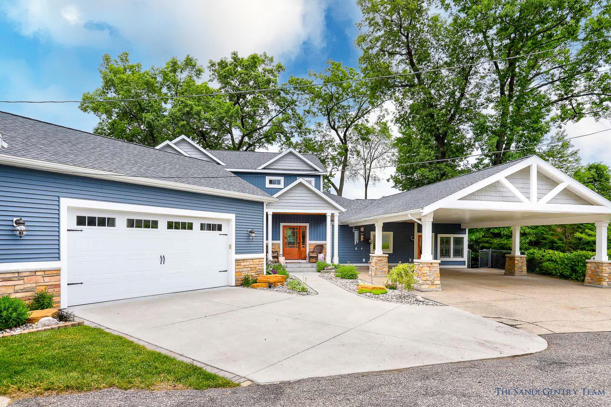 Image 2: 7 Circle Dr Fruitport-2