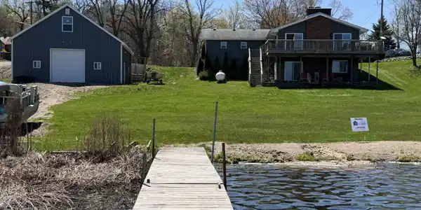 5264 Guernsey Lake Road