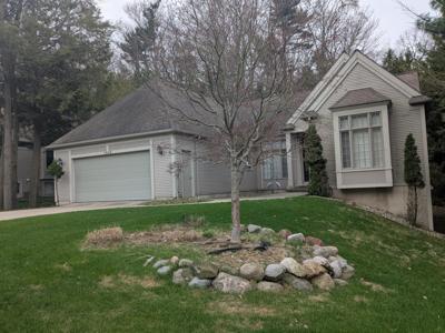1949 Forest Glen Drive