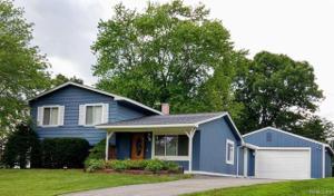 1045 DUNLEAVY Drive