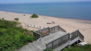 3627 LAKESHORE