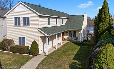 2324 N Duck Lake Road