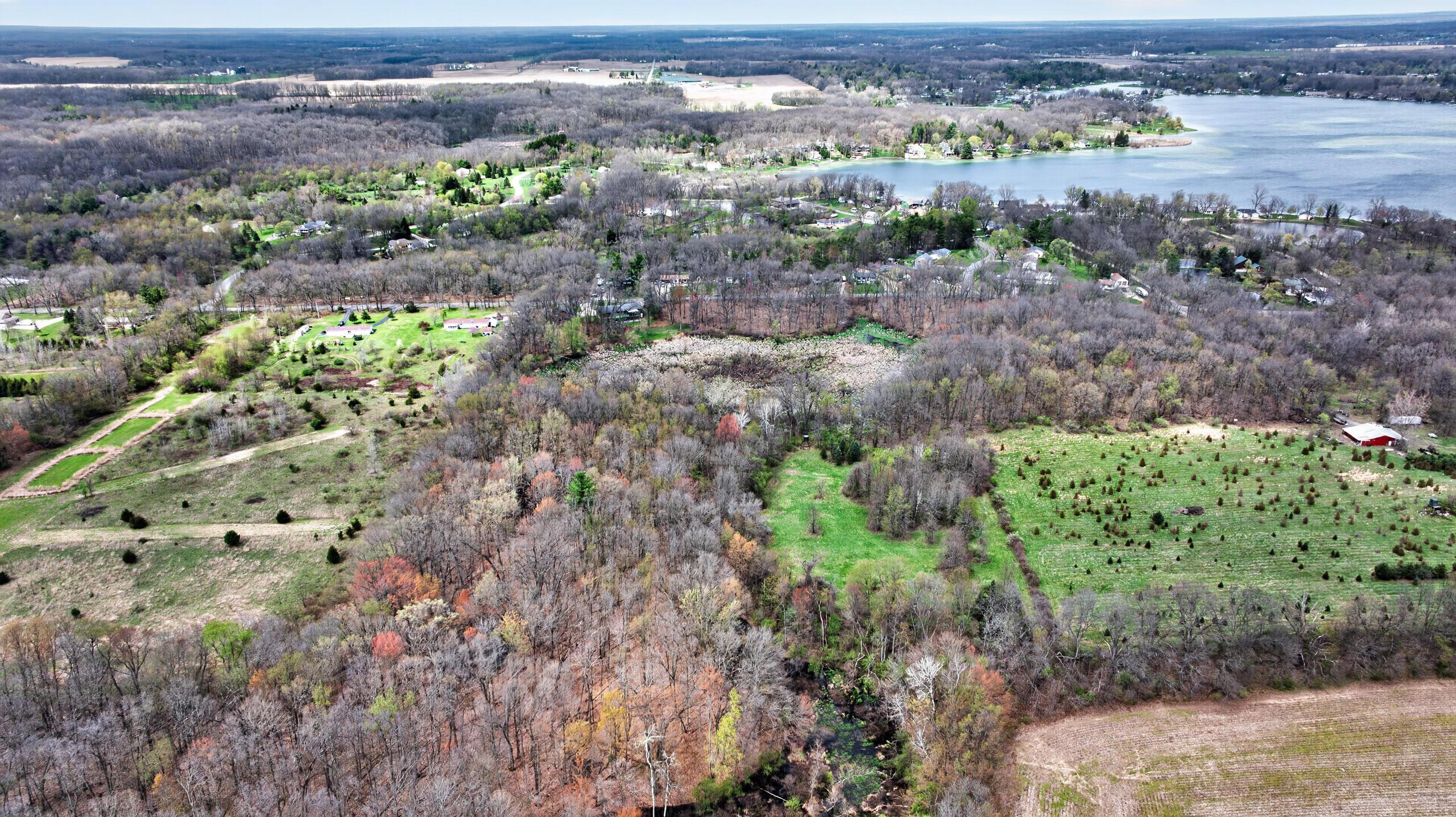 Image 3: 090_4993 Farwell Lake Rd (Aerials) - 12