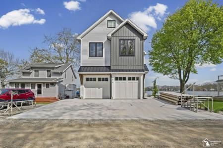 3816 Wildwater Beach