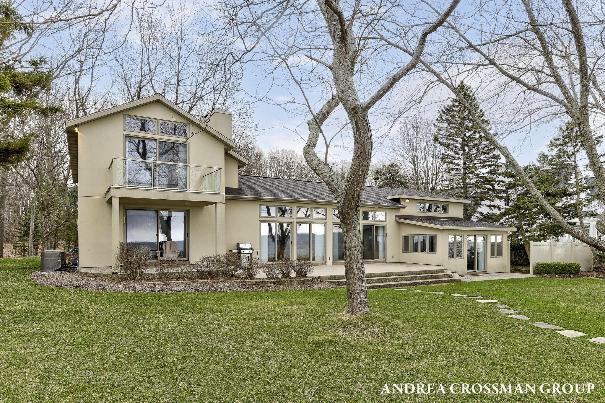 Image 2: 98-web-or-mls-6129-lakeshore-ave