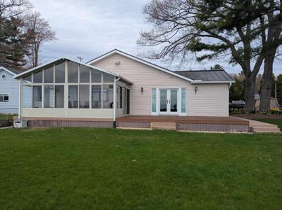 488 N Huron Road