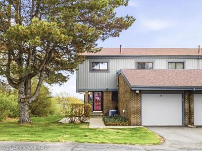 1715 River Road