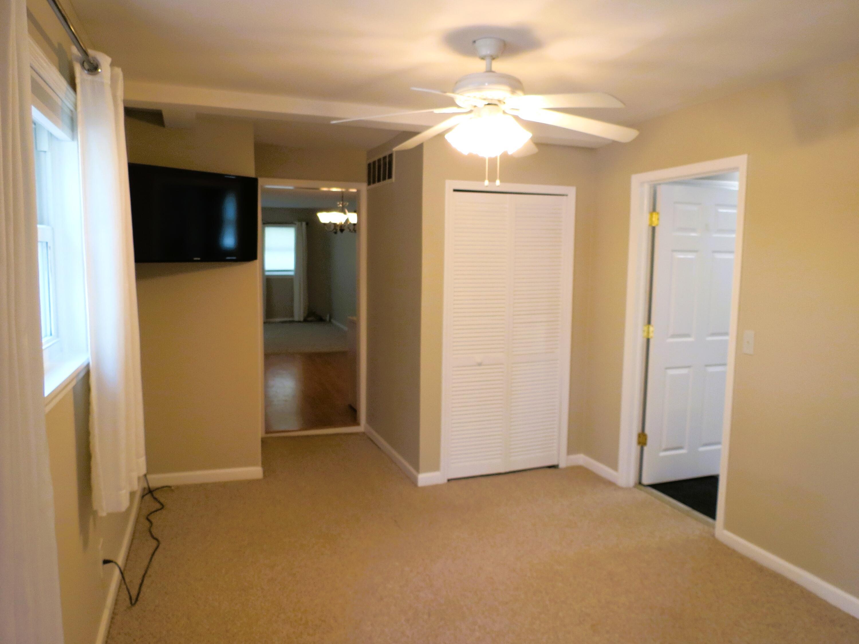 Image 4: Terrific floor plan