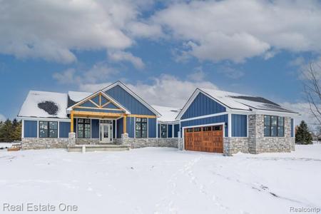 1904 SANDY SHORES Drive