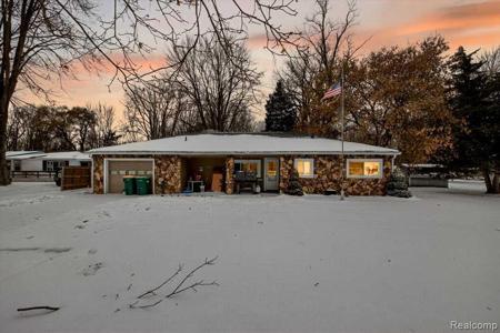 3687 Lauria Road