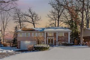 1582 CHOWNINGS GLEN Drive