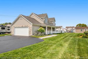 38985 Lakeshore Drive