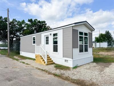 44 Retreat Way
