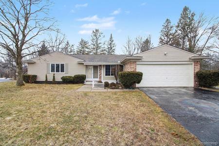 2280 Geyer Court