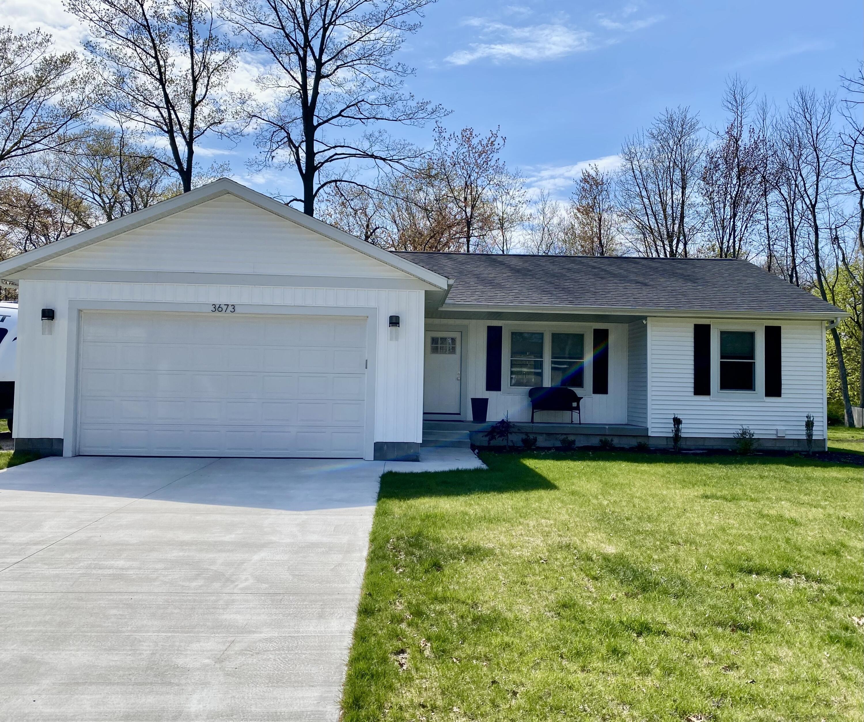 Image 2: 3673 Waalkes Street, Norton Shores