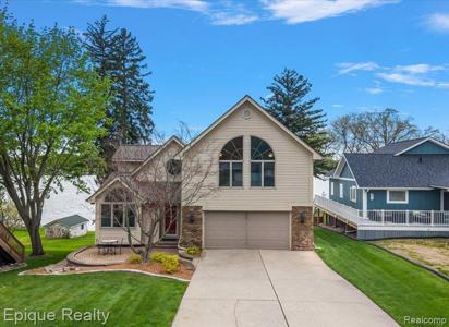 4521 Parnell Drive