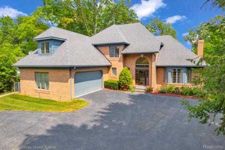 2620 Strawberry Lane