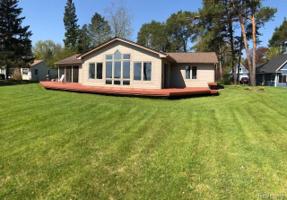8189 Lakeshore Road